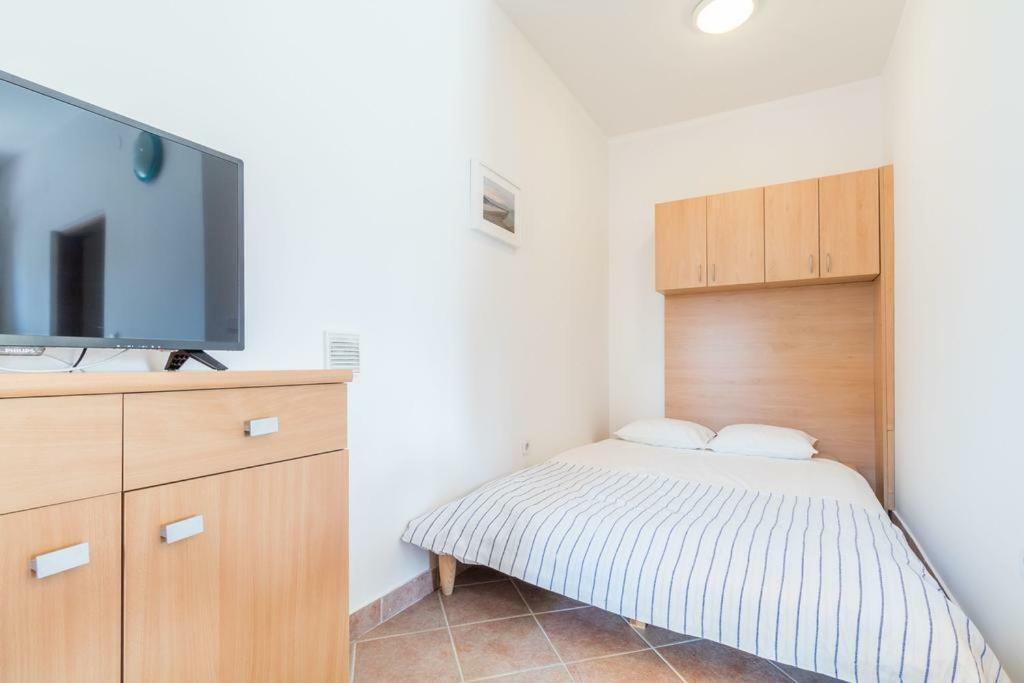 Apartmani Roko Baska  Bagian luar foto